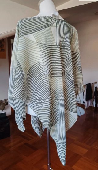 Poncho donna fantasia beige/verde taglia unica