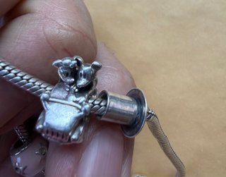 Pulsera Pandora con charms