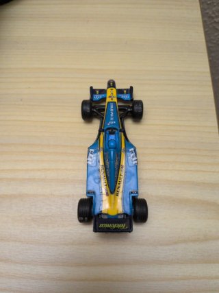 Coche F1 Hot Wheels Team Spirit Renault
