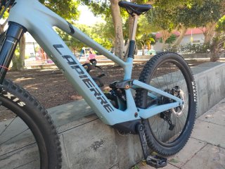 Bicicleta Eléctrica Lapierre Zesty