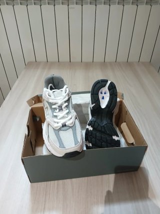 New Balance MR530CB
