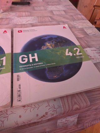 Son dos libros barstod