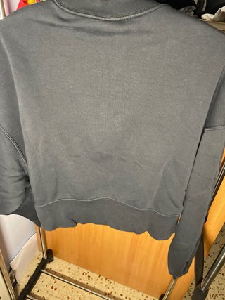 Sueter negro Nike