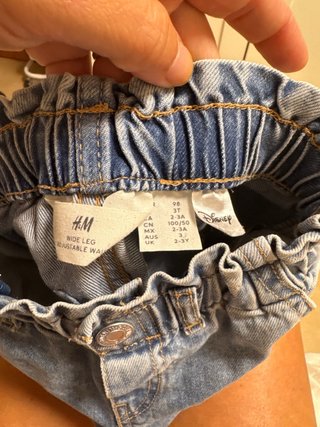 Pantalón tejano niña Stitch