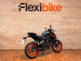 KTM Duke 125