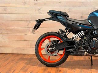 KTM Duke 125