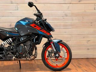 KTM Duke 125