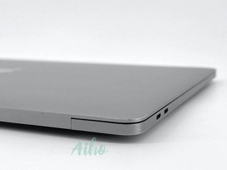 MacBook Pro 15" (2018) Intel Core i9 2.9GHz 6 núcleos - SSD 512Gb - RAM 32Gb - Gris Espacial