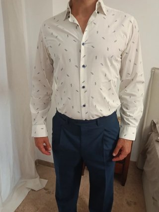 Traje de caballero azul, pantalón recto