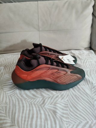 Adidas Yeezy 700 N44 Nuevas Originales