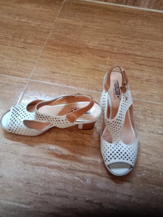 Pikolinos Sandalias Blancas Piel Talla 38