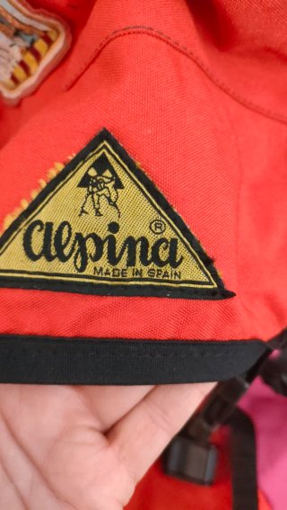 Mochila de acampada Alpina naranja y rosa GRANDE
