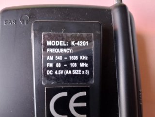 Radio bolsillo Tomy K-4201 FM AM funciona