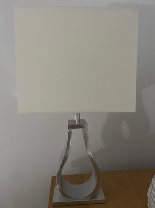 Pareja de lámparas de mesa moderna metal y tela
