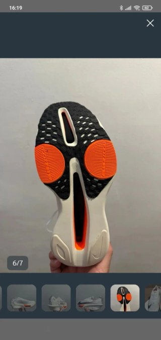 Zapatillas Nike Air Zoom Tempo Next% Blancas Naran