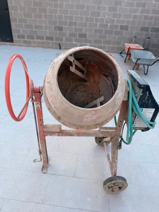 Hormigonera eléctrica SIRL B135 125L.