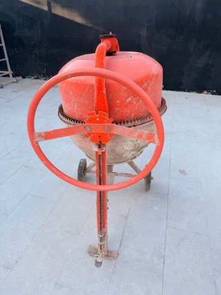 Hormigonera eléctrica SIRL B135 125L.