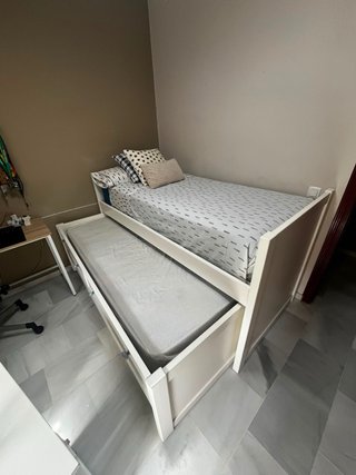 Cama nido compacta con cajones