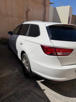 seat leon 2015 1.6 110cv