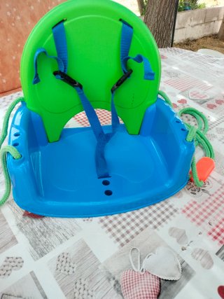 Columpio infantil con asiento y asas