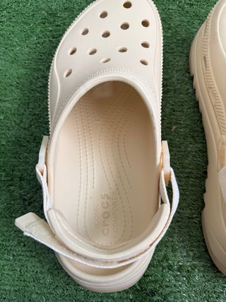 Crocs HikerXscape Beige Talla 40