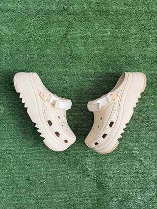 Crocs HikerXscape Beige Talla 40