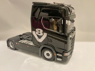 NZG Scania 1:18 LKW Diecast Modelo