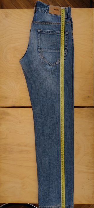 Jeans Zara blu con decoro