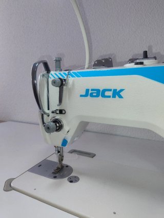 Máquina de Recta Jack A2B