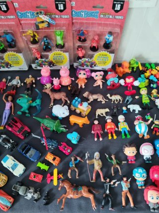 Lote de juguetes variados