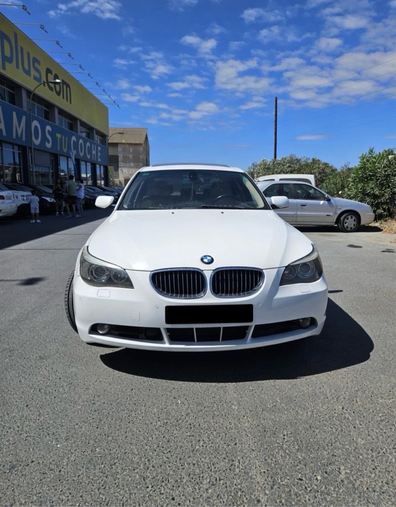 BMW Serie 5 2003 - foto 1