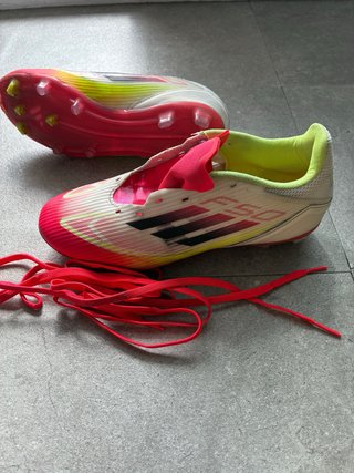 Botas de fútbol Adidas F50Talla 39 1/3