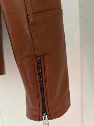 Chaqueta Kenneth Cole efecto cuero Talla M