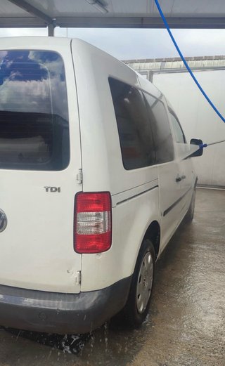 Volkswagen Caddy 1.9 TDI 105cv (Noviembre 2010) -