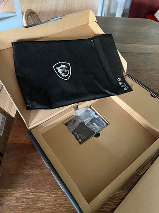 MSI Vector 16 HX i9 + RTX 4080 | 32GB | 240Hz