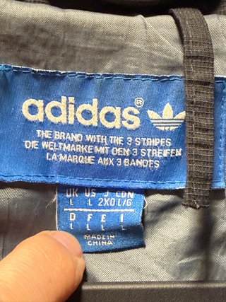 Chaqueta Puffer Adidas Originals Negra