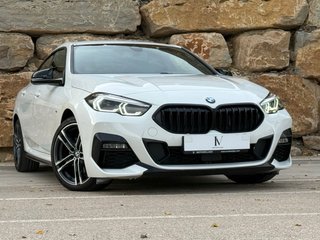 BMW Serie 2 2021 218i M-Sport Manual Alpine White