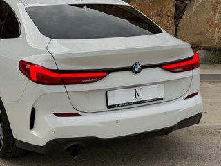 BMW Serie 2 2021 218i M-Sport Manual Alpine White