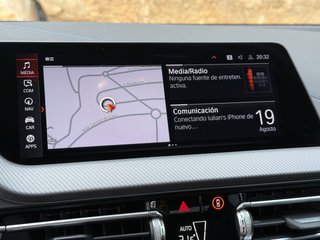 BMW Serie 2 2021 218i M-Sport Manual Alpine White