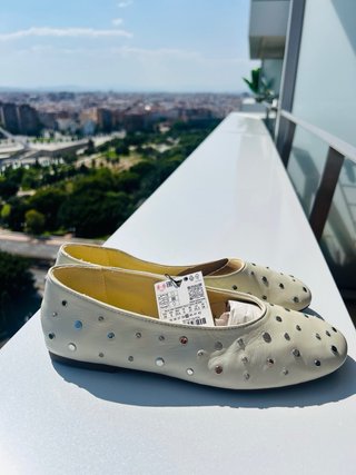 Bailarinas Zara Piel Tachuelas Talla 39