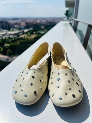 Bailarinas Zara Piel Tachuelas Talla 39