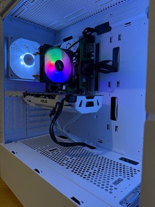 PC Gaming Blanco con RGB