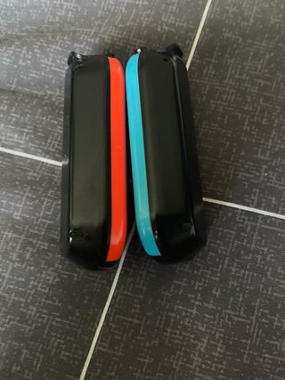 Joy-Con Nintendo Switch Rojo y Azul(nuevos a 80€)