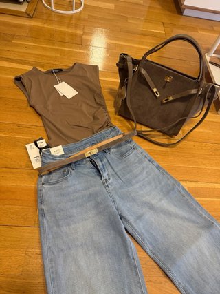 Conjunto: Pantalón, Body y Bolso Piel