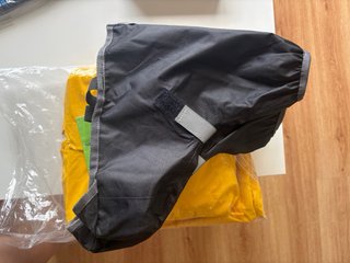 Mochila Glovo + chubasquero