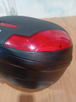 Baúl GIVI Simply 2 Cascos