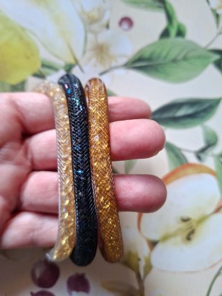Tris braccialetti glitter neri e oro