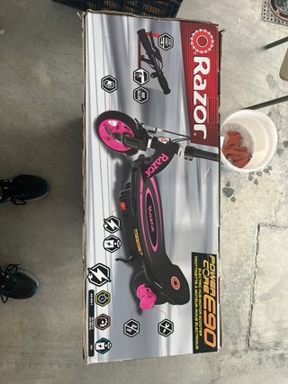 Patinete Eléctrico Razor Power Core E90.