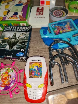 Lote de juegos pasatiempo para todas edades