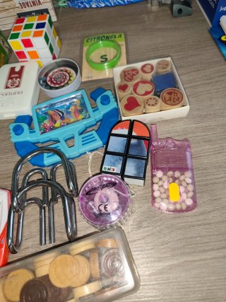 Lote de juegos pasatiempo para todas edades